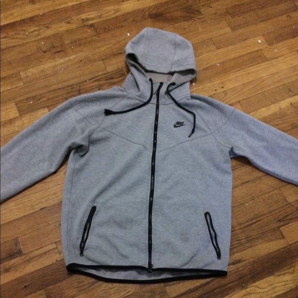 Mens Nike sweater’s